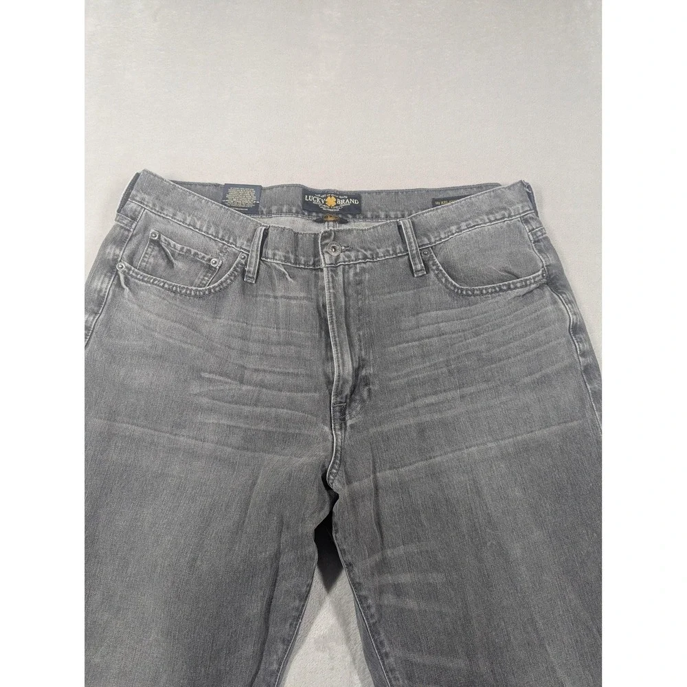Lucky Brand 181 Relaxed Straight Jeans Mens 38x32 Gray Medium Wash Stretch Denim